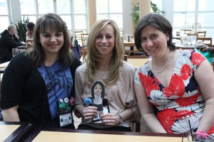 With Gina Maxwell & Ruthie Knox (and Flat Kindle Gal)